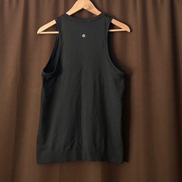 Lululemon Tank - Picture 2 of 3